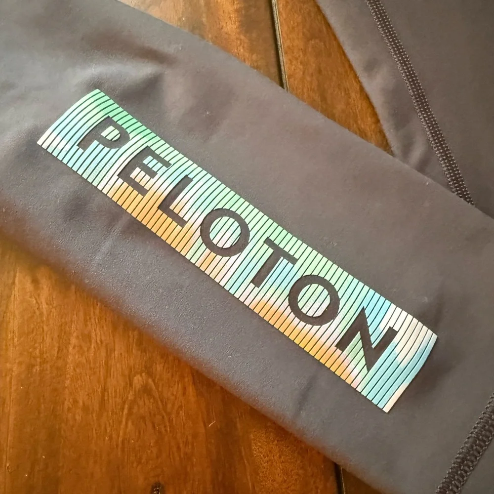 Peloton High Waisted Compression Workout Leggings - Picture 3 of 6
